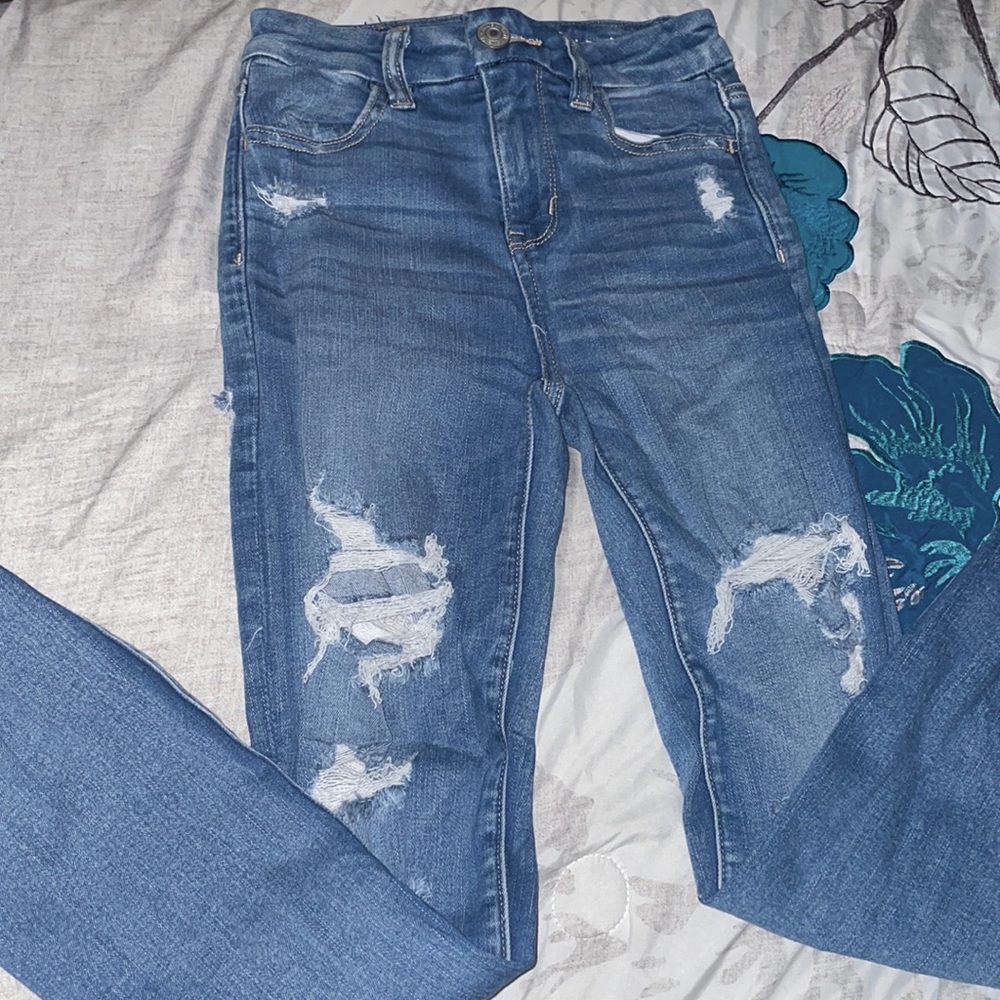 American Eagle Ne(x)t level stretch ripped jeans